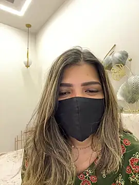 Snapshot of MaYaa__11 chatting on February 19, 2026, 7:16 am MaYaa 11 online show from February 19, 2026, 7:16 am