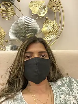 Snapshot of MaYaa__11 chatting on February 11, 2026, 6:57 am MaYaa 11 online show from February 11, 2026, 6:57 am