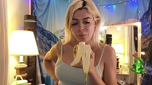 Snapshot of cunty_tranny_lydia chatting on December 18, 2024, 3:37 am cunty tranny lydia online show from December 18, 2024, 3:37 am