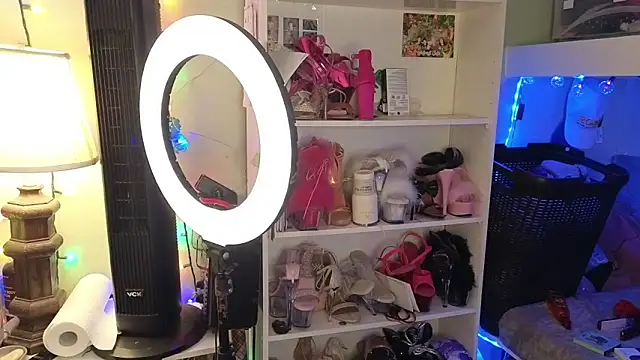 cunty tranny lydia online show from April 12, 2026, 4:05 am