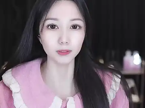 Nuyoah-77 online show from February 28, 2026, 5:12 pm