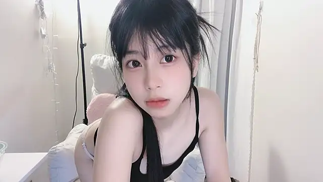 Snapshot of -Hottie chatting on March 1, 2025, 6:54 pm -Hottie online show from March 1, 2025, 6:54 pm
