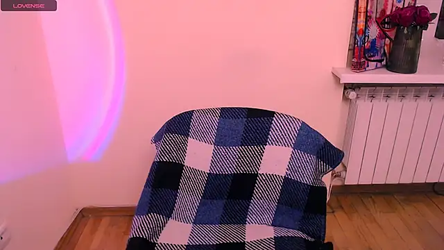 Snapshot of Felliciya chatting on February 25, 2026, 7:52 am Felliciya online show from February 25, 2026, 7:52 am