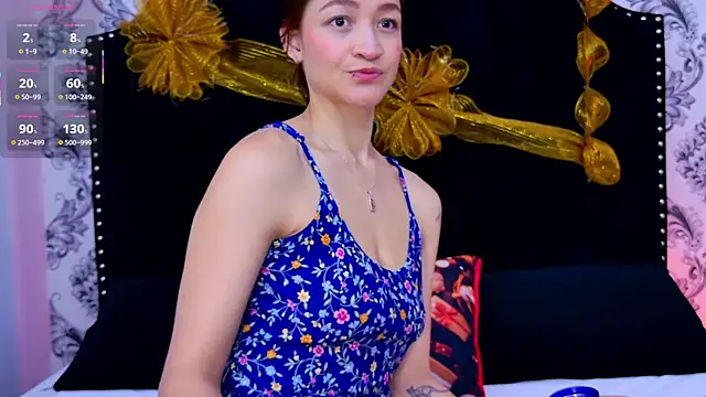 SaaraBrown online show from December 22, 2025, 12:38 pm