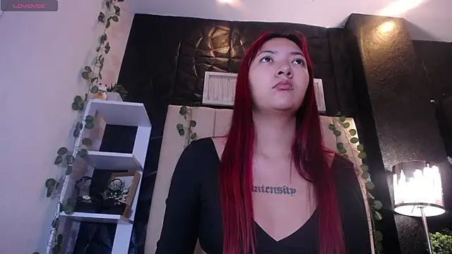 Mia Rinn online show from March 12, 2025, 12:57 pm