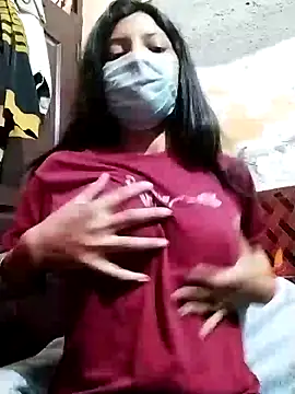 Snapshot of Hotty-Divya chatting on December 20, 2024, 1:54 pm Hotty-Divya online show from December 20, 2024, 1:54 pm