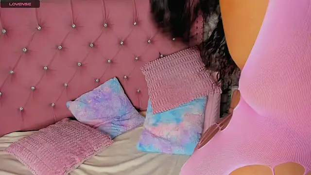 Mia Jansen online show from November 8, 2025, 2:09 pm