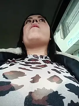Snapshot of Lesly_10- chatting on May 19, 2026, 9:55 pm Lesly 10- online show from May 19, 2026, 9:55 pm