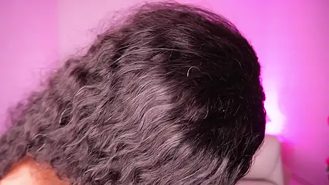 Alondrasparrow2 online show from February 15, 2025, 7:06 pm