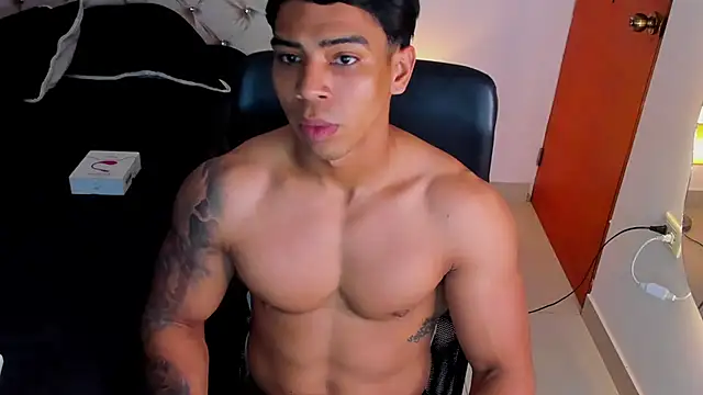 Snapshot of Andrew_wolf7 chatting on November 7, 2025, 6:56 pm Andrew wolf7 online show from November 7, 2025, 6:56 pm