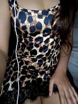 Snapshot of Patrona-fifi chatting on February 16, 2025, 3:47 am Patrona-fifi online show from February 16, 2025, 3:47 am