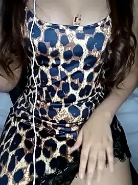 Snapshot of Patrona-fifi chatting on February 13, 2025, 11:37 pm Patrona-fifi online show from February 13, 2025, 11:37 pm