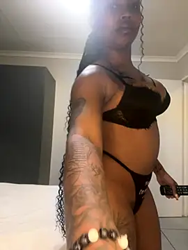 InkLady444 online show from October 19, 2025, 12:57 am