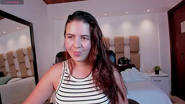 Lyssa Muller online show from October 19, 2025, 1:58 pm