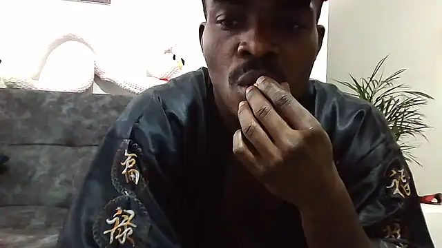 Snapshot of yezz3011 chatting on January 8, 2026, 10:05 pm yezz3011 online show from January 8, 2026, 10:05 pm