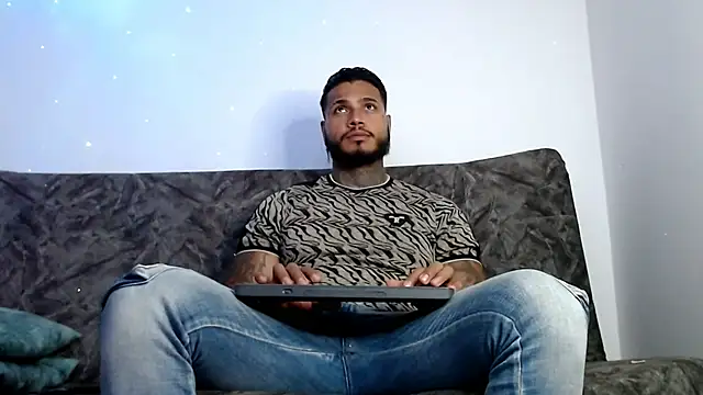 Exotic tatto27121 online show from December 30, 2024, 7:15 am