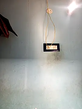 Sony-Model online show from November 29, 2025, 5:18 am