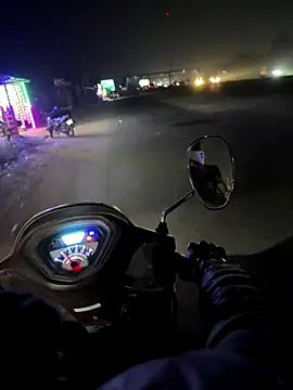 Snapshot of SnapIDRakesh4 chatting on December 2, 2025, 6:31 pm SnapIDRakesh4 online show from December 2, 2025, 6:31 pm