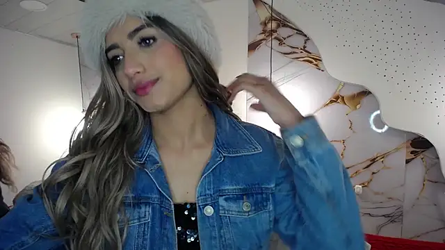Snapshot of Alina_Argi chatting on October 1, 2025, 11:47 am Alina Argi online show from October 1, 2025, 11:47 am