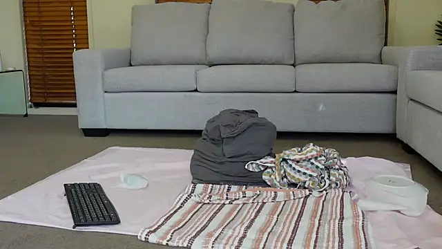 Snapshot of asian_pina chatting on September 10, 2025, 11:04 pm asian pina online show from September 10, 2025, 11:04 pm