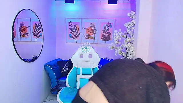 Snapshot of Dafne_huges chatting on September 28, 2025, 11:39 am Dafne huges online show from September 28, 2025, 11:39 am