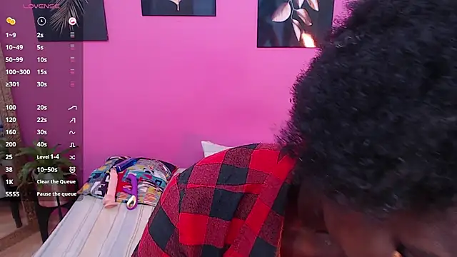 petitelittleebony online show from February 25, 2025, 7:27 pm