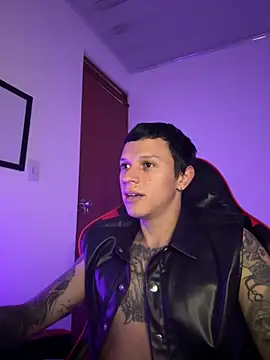 Snapshot of goodboy69l chatting on March 28, 2026, 5:14 pm goodboy69l online show from March 28, 2026, 5:14 pm