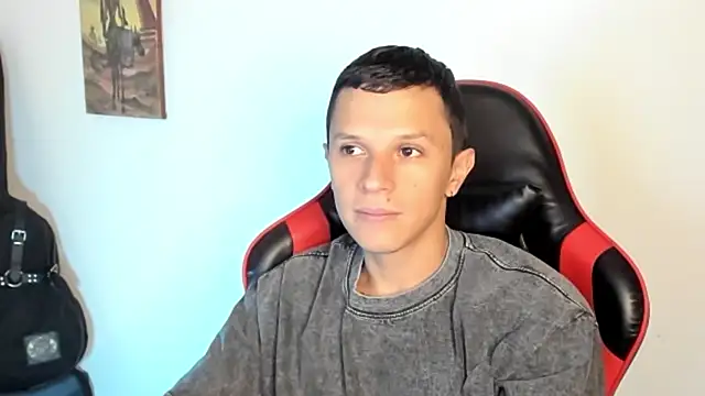 Snapshot of goodboy69l chatting on February 9, 2026, 3:43 pm goodboy69l online show from February 9, 2026, 3:43 pm