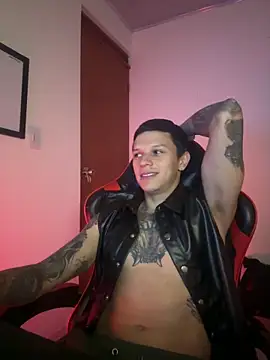 Snapshot of goodboy69l chatting on March 4, 2026, 11:01 pm goodboy69l online show from March 4, 2026, 11:01 pm