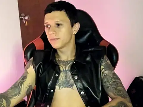 Snapshot of goodboy69l chatting on March 8, 2026, 2:04 am goodboy69l online show from March 8, 2026, 2:04 am