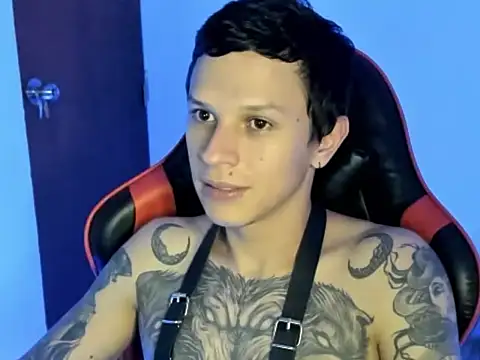 Snapshot of goodboy69l chatting on March 31, 2026, 11:40 pm goodboy69l online show from March 31, 2026, 11:40 pm