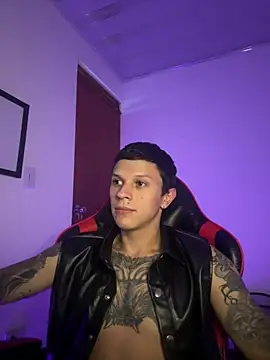 Snapshot of goodboy69l chatting on March 20, 2026, 11:28 pm goodboy69l online show from March 20, 2026, 11:28 pm