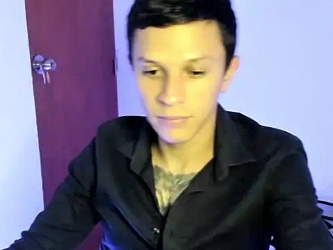 Snapshot of goodboy69l chatting on March 13, 2026, 11:21 pm goodboy69l online show from March 13, 2026, 11:21 pm