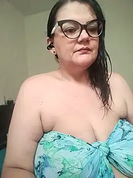 Snapshot of Madisonpalacio chatting on June 11, 2026, 6:16 pm Madisonpalacio online show from June 11, 2026, 6:16 pm