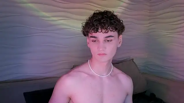 adam 21cm   online show from February 7, 2025, 4:35 pm