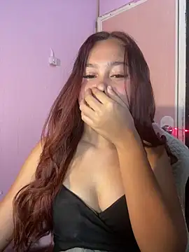 Snapshot of ursweet_babygirl chatting on April 30, 2026, 3:52 pm ursweet babygirl online show from April 30, 2026, 3:52 pm