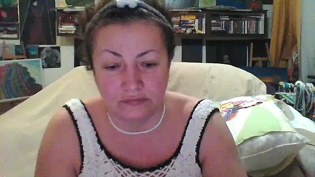 MariaAnaSunshine online show from February 11, 2026, 7:47 pm