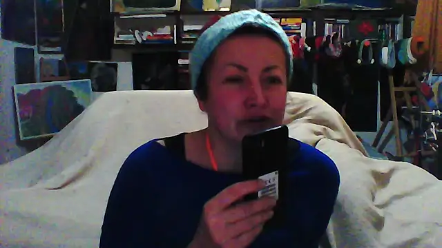 MariaAnaSunshine online show from December 5, 2025, 7:55 pm