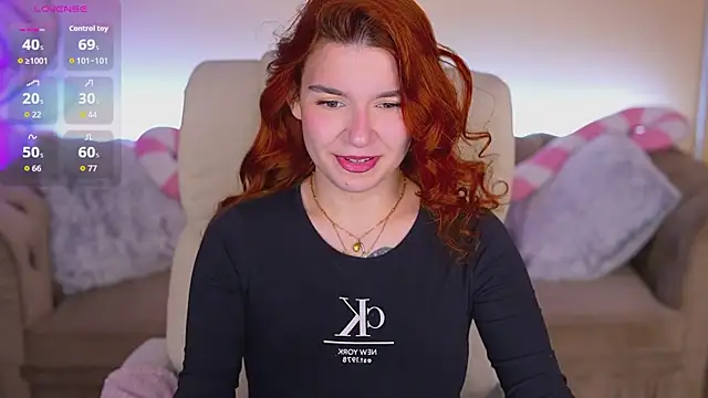 Snapshot of RedShinee chatting on January 13, 2026, 7:23 am RedShinee online show from January 13, 2026, 7:23 am