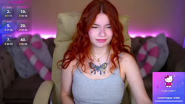 Snapshot of RedShinee chatting on February 3, 2026, 7:02 am RedShinee online show from February 3, 2026, 7:02 am