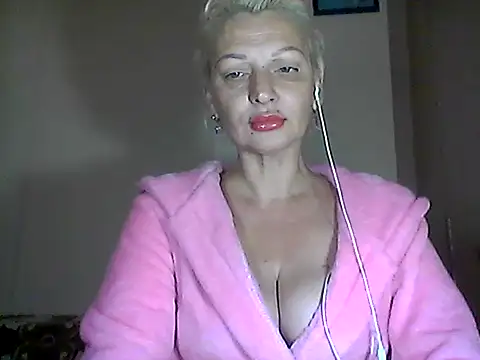 Snapshot of MaryJane441 chatting on October 21, 2025, 6:51 pm MaryJane441 online show from October 21, 2025, 6:51 pm