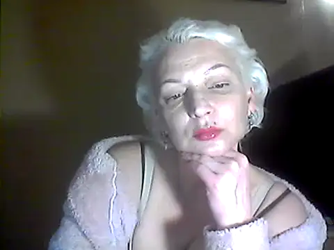 Snapshot of MaryJane441 chatting on February 25, 2025, 9:26 pm MaryJane441 online show from February 25, 2025, 9:26 pm