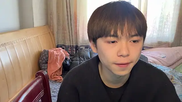 xiaottt1918 online show from January 15, 2025, 6:01 am