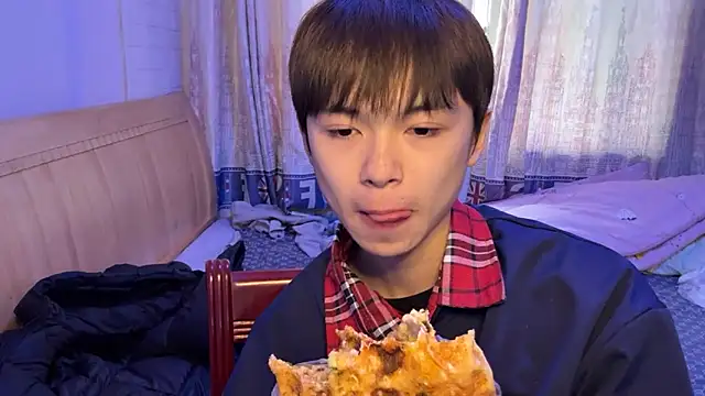 xiaottt1918 online show from January 14, 2025, 8:41 am