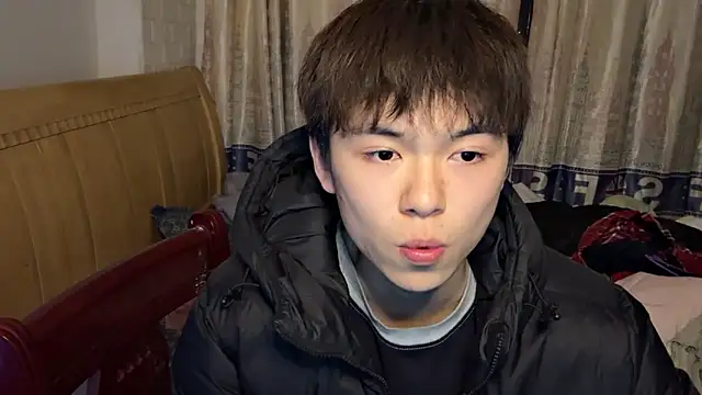 xiaottt1918 online show from January 24, 2025, 2:41 pm