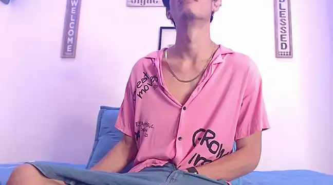 harrytomson 1 online show from March 6, 2025, 7:47 am