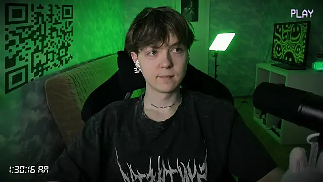 Snapshot of charonbaby1 chatting on November 20, 2025, 10:31 pm charonbaby1 online show from November 20, 2025, 10:31 pm