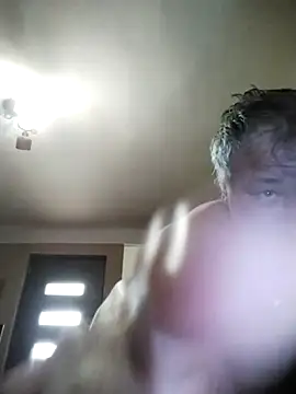 Snapshot of nudistu021 chatting on March 7, 2026, 8:54 am nudistu021 online show from March 7, 2026, 8:54 am