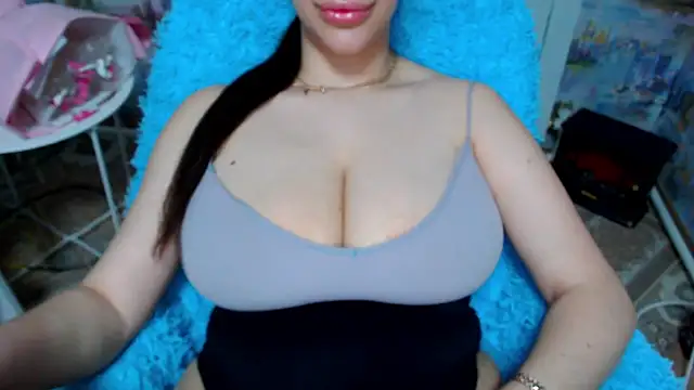 lovelyseu online show from December 1, 2025, 6:58 am