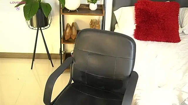 Snapshot of alexajhonsonsof chatting on March 8, 2025, 8:44 am alexajhonsonsof online show from March 8, 2025, 8:44 am